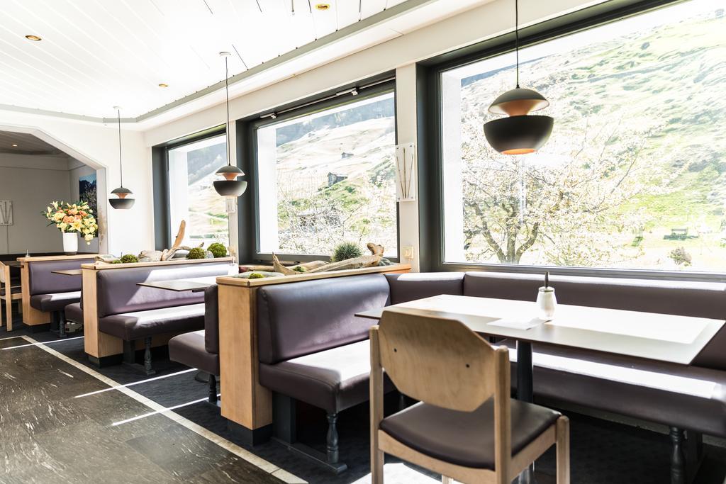 Schnider Bed&Breakfast Und Cafe วัลส์ ภายนอก รูปภาพ