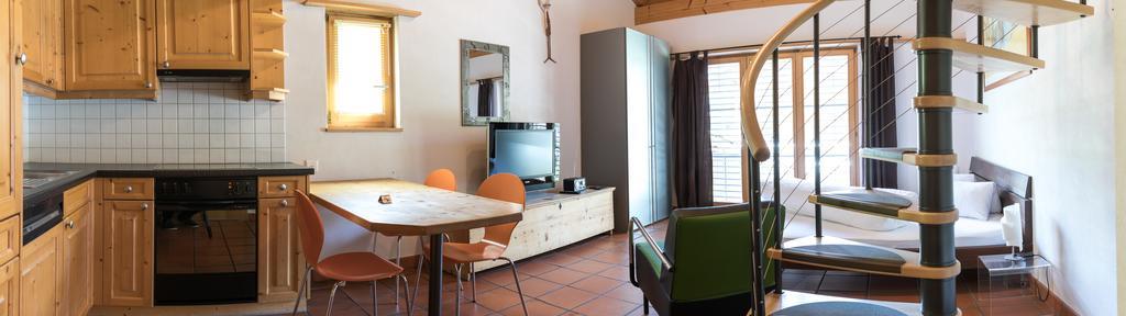 Schnider Bed&Breakfast Und Cafe วัลส์ ภายนอก รูปภาพ