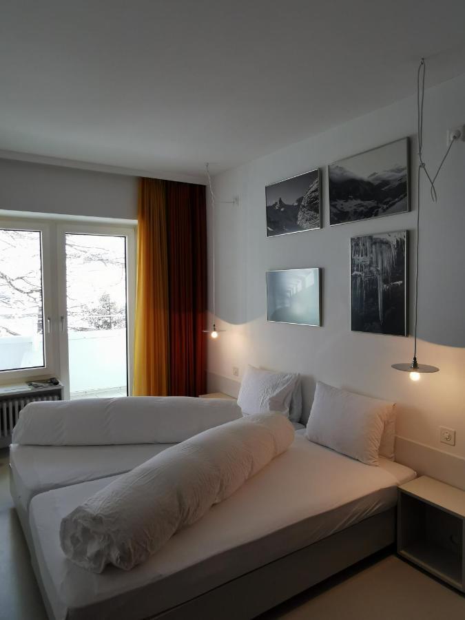 Schnider Bed&Breakfast Und Cafe วัลส์ ภายนอก รูปภาพ